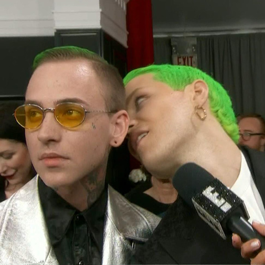 WTF Was Up with Mike Posner & Blackbear on the Grammys Red Carpet?